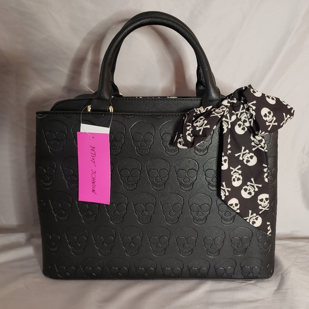 Betsey Johnson Skulltastic Halloween Purse